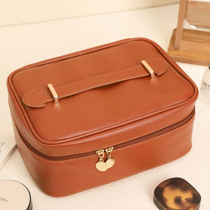 Dana | Elegant and spacious organizer for beauty utensils 3