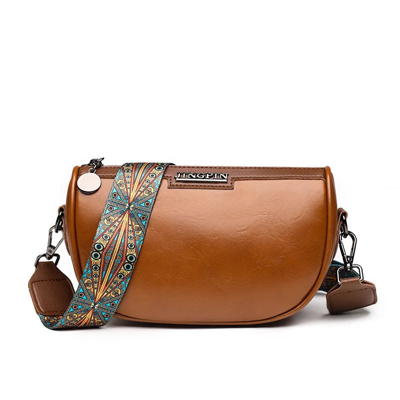 THEA | Trendy Saddle Bag 5