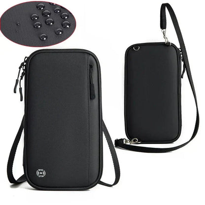 Nyomi | RFID-blocking passport holder for the whole family 3