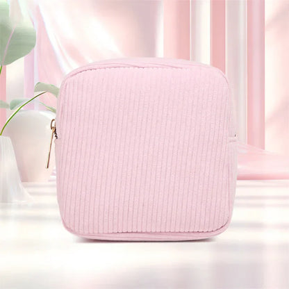 Aura | Stylish and spacious cord-style cosmetic bag 5