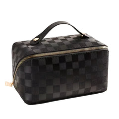 Elena | Stylish and sturdy cosmetic organizer 2