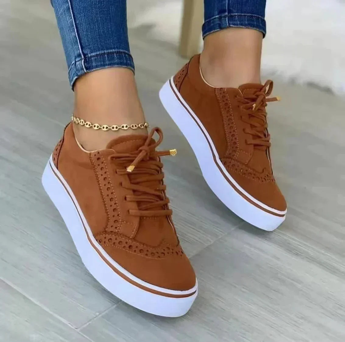 CHLOÉ | Trendy Sneakers Autumn-1