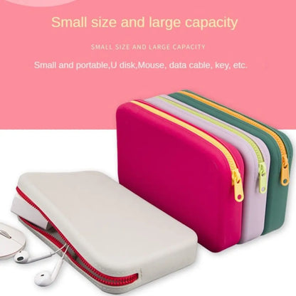 Sarahi | Large Waterproof Silicone Makeup Bag 4