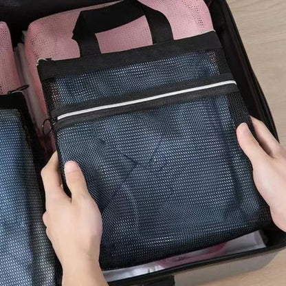 Whitney | Lightweight and breathable organizer 5