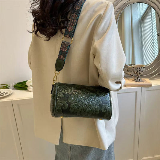 QUINN | Trendy Functional Messenger Bag 1