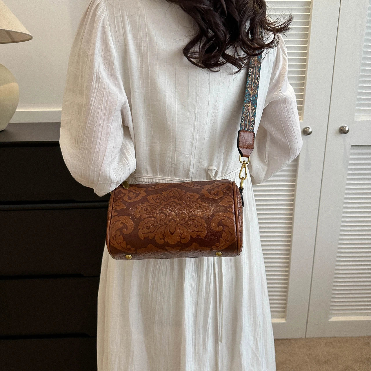 QUINN | Trendy Functional Messenger Bag 4