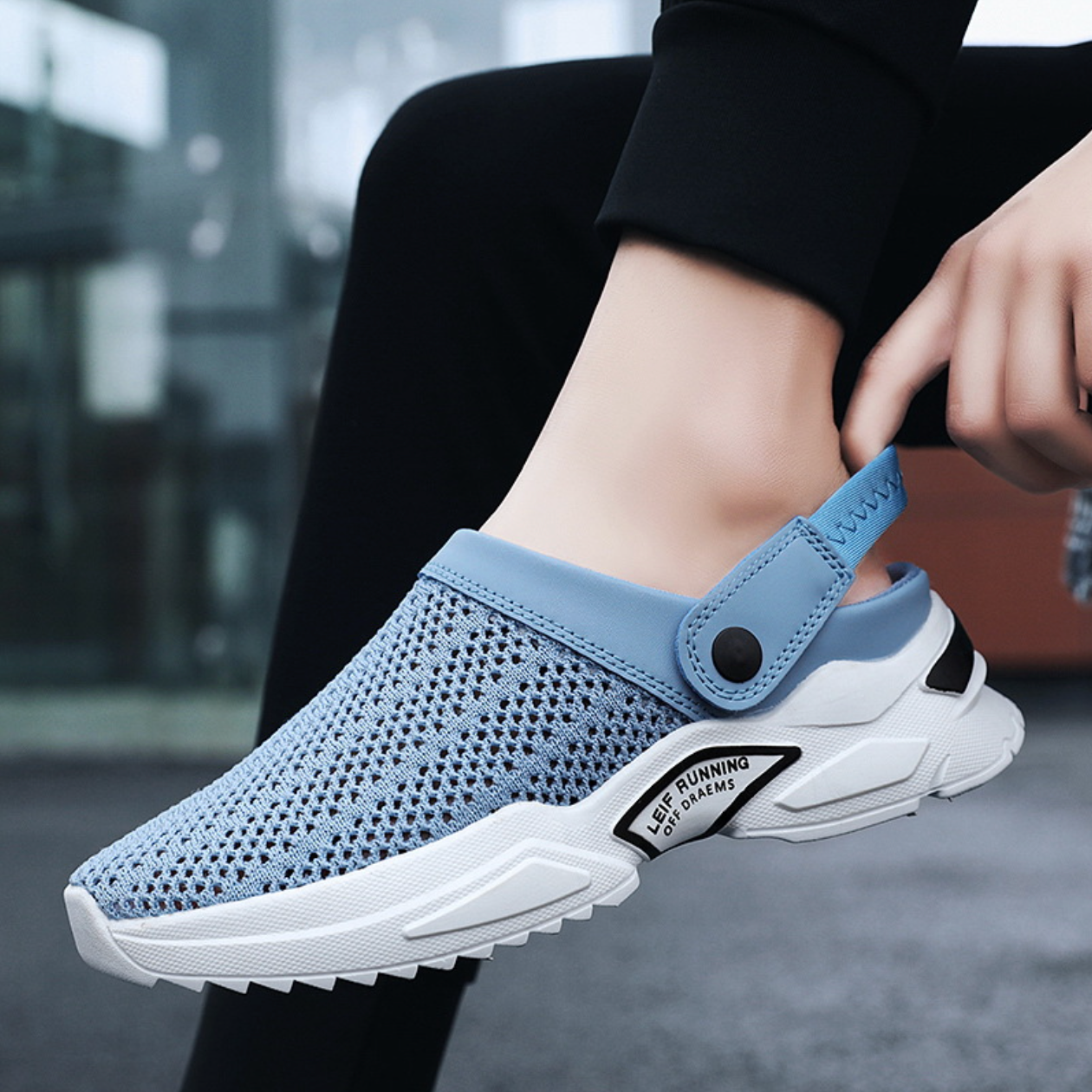 Unisex Outdoor Sandals Non-Slip Trendy Mesh Casual Shoes with Closed Toe-5