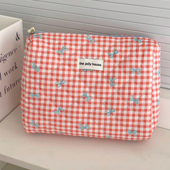 Chloe | Charming checked makeup pouch set with bow design 4