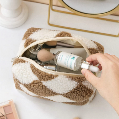 Jazmine | Checkered Soft Plush Makeup Pouch 3