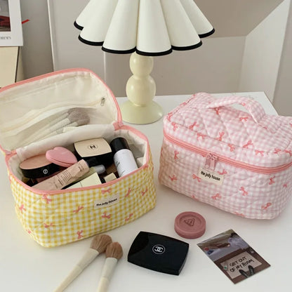 Chloe | Charming checked makeup pouch set with bow design 6