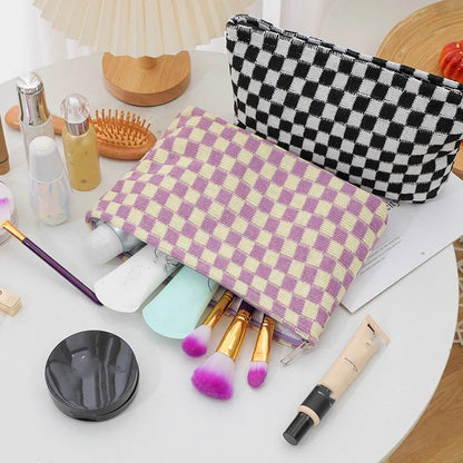 Ruthie | Checkered Aesthetic Makeup Pouch 5