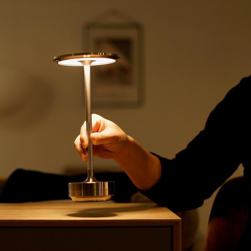 Tap-Retro table lamp 0