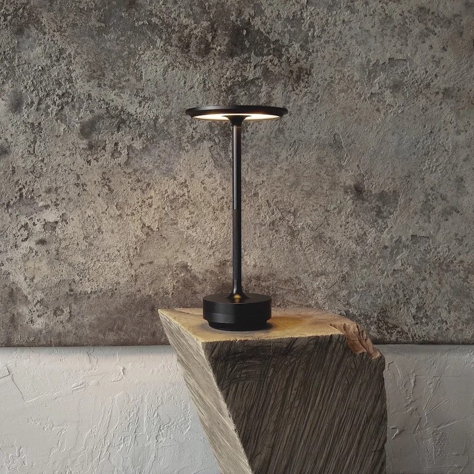 Tap-Retro table lamp 3