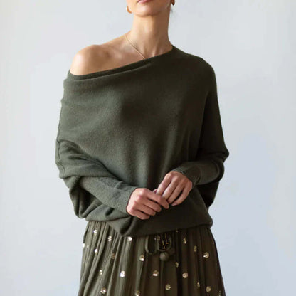 Warm long-sleeved sweater for women | Asymmetric 4
