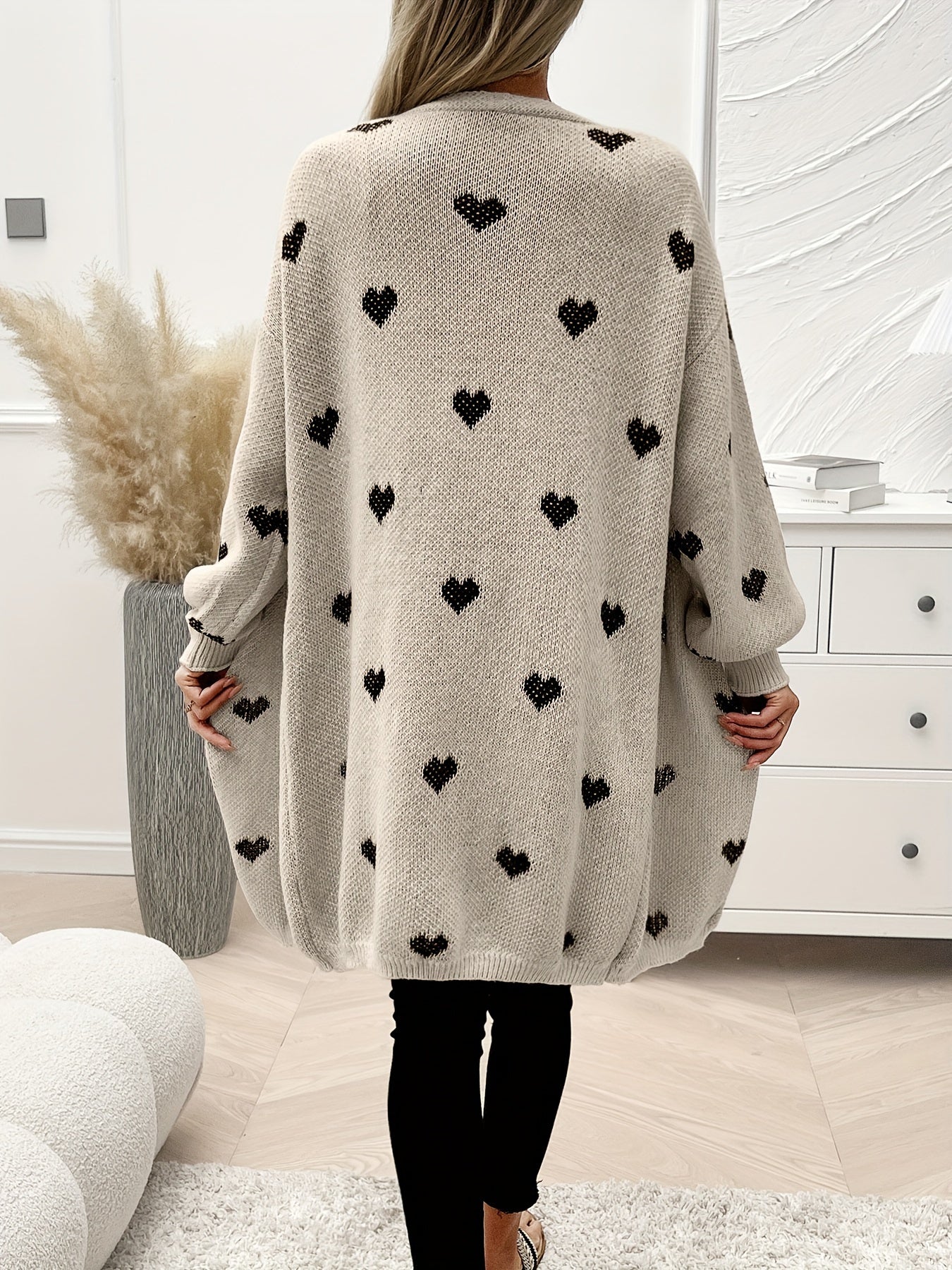 Women's cardigan with heart pattern | Long sleeves 2