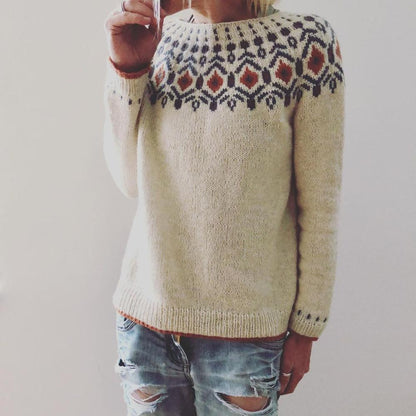 Women's chunky knit sweater with geometric pattern | Winter 2