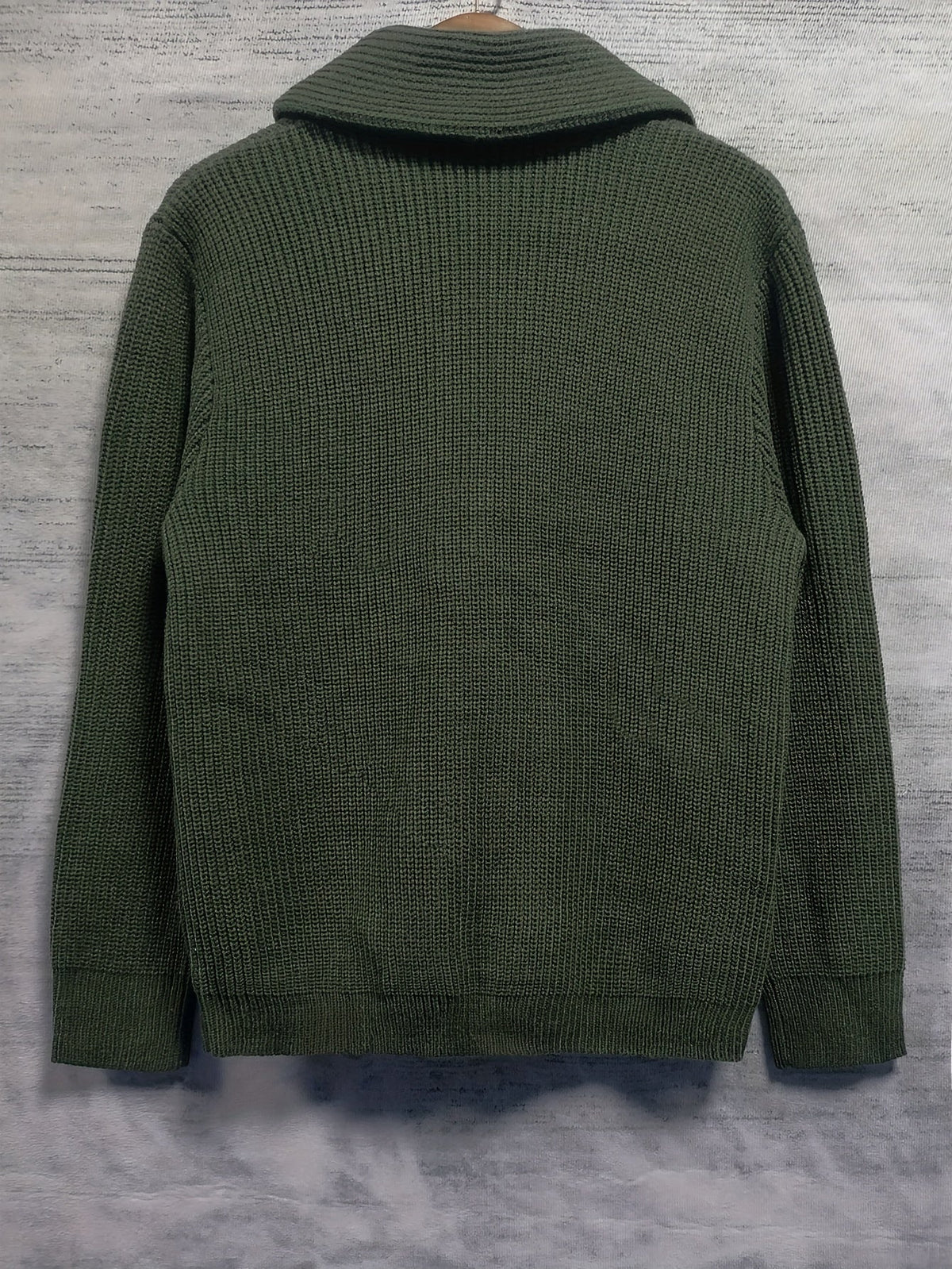 MOUNTAIN |  Men's Cardigan with Buttons-2