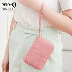 Light | RFID-safe travel wallet 3