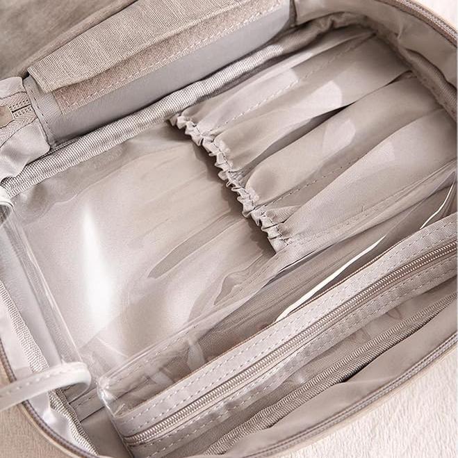 Judith | Stylish Cosmetic Bag with Large Capacity 4