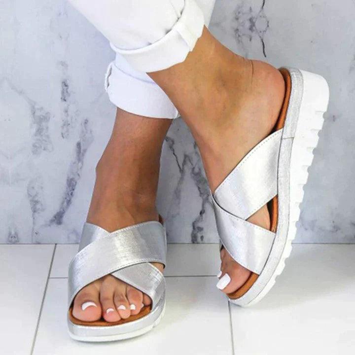 GENEVA | Comfortable Women's Flip Flops-2