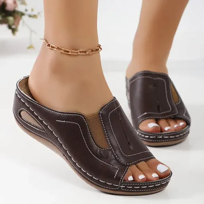 Amiyah | Comfortable and Lightweight Sandals-5